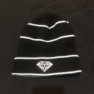 Diamond supply beanie